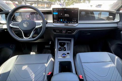 2025 Volkswagen Tiguan 2.0T SE
