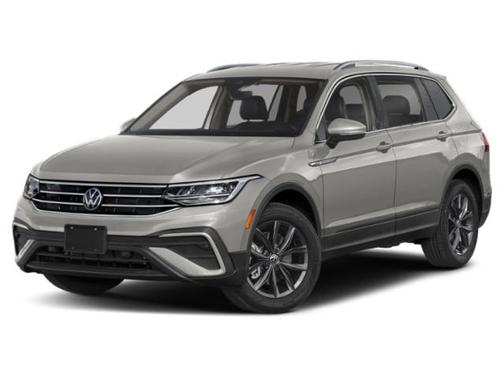 Pyrite Silver Metallic 2023 Volkswagen Tiguan 2.0T SE