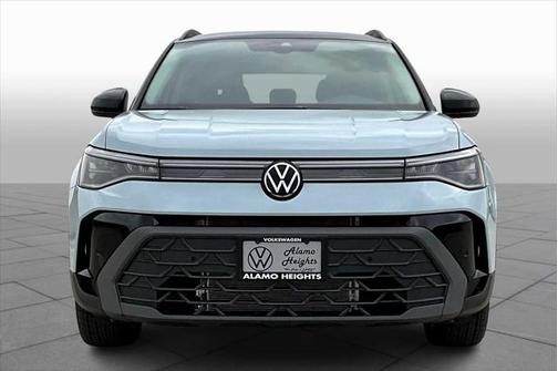 2025 Volkswagen Taos 1.5T SE Black