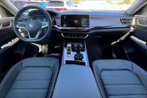 2026 Volkswagen Atlas 2.0T SEL