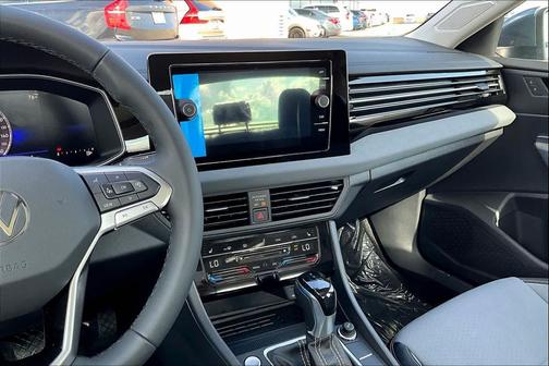 2026 Volkswagen Jetta 1.4T SE