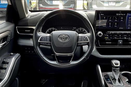 2022 Toyota Highlander Limited