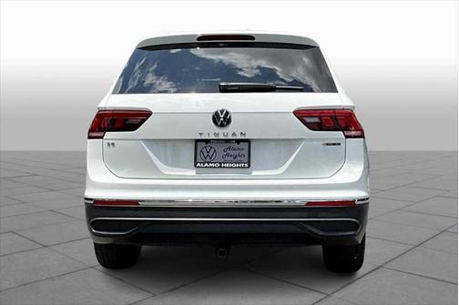2024 Volkswagen Tiguan 2.0T SE 4MOTION