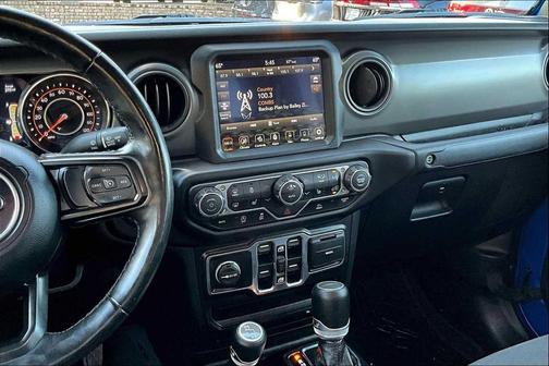 2022 Jeep Gladiator Willys 4x4