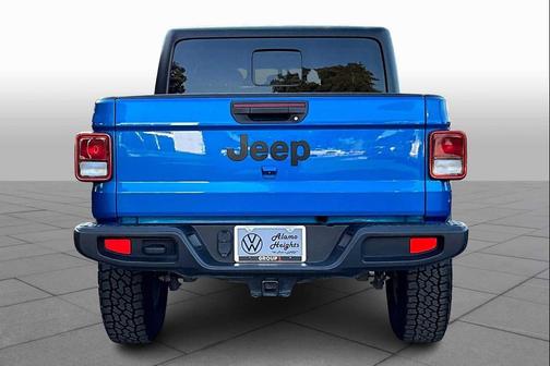 2022 Jeep Gladiator Willys 4x4
