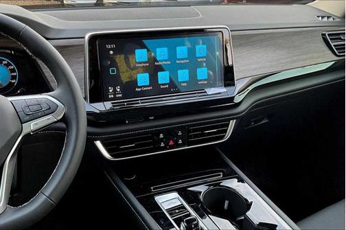 2025 Volkswagen Atlas 2.0T SEL