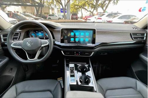 2025 Volkswagen Atlas 2.0T SEL