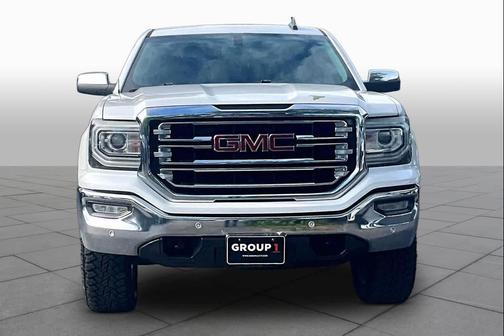 White Frost Tricoat 2018 GMC Sierra 1500 SLT