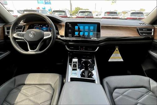 deep black pearl 2026 Volkswagen Atlas 2.0T SE w/Technology