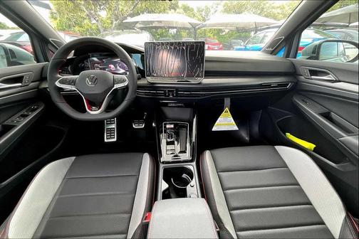 2025 Volkswagen Golf GTI 2.0T SE DSG