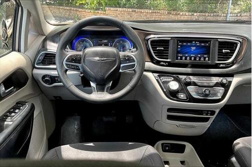2018 Chrysler Pacifica LX