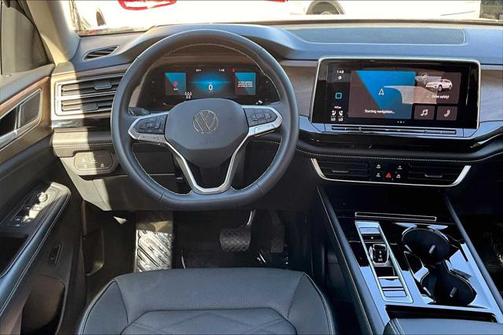 2024 Volkswagen Atlas 2.0T SE w/Technology 4MOTION