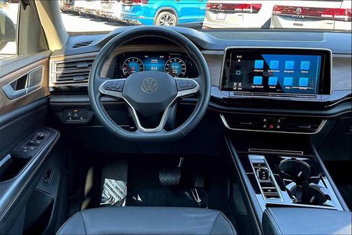 2024 Volkswagen Atlas 2.0T SE w/Technology 4MOTION