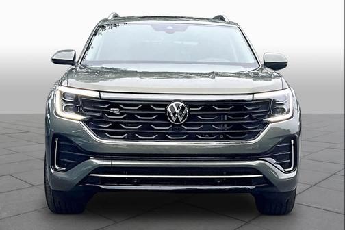 Avocado Green Pearl 2026 Volkswagen Atlas 2.0T SEL Premium R-Line 4MOTION