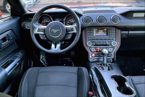 2017 Ford Mustang V6