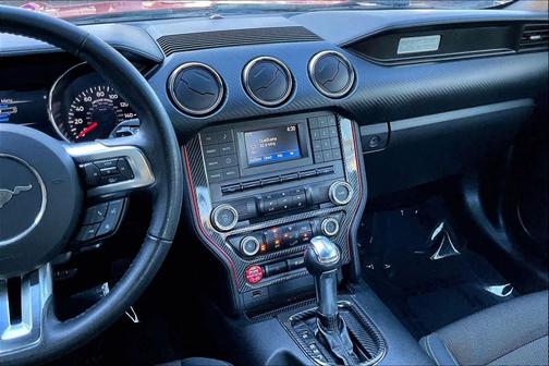 2017 Ford Mustang V6