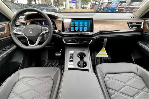 2026 Volkswagen Atlas 2.0T SE