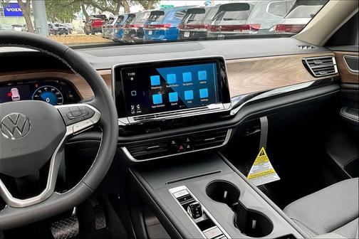 2026 Volkswagen Atlas 2.0T SE