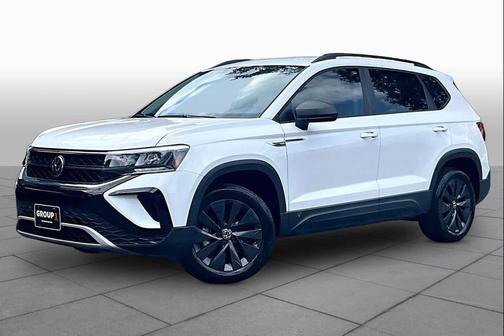 Pure White 2023 Volkswagen Taos 1.5T S