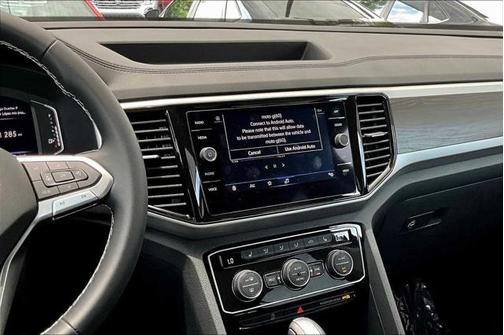 2023 Volkswagen Atlas 3.6L SE w/Technology