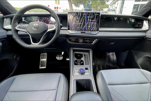 2025 Volkswagen Tiguan 2.0T SE R-Line Black