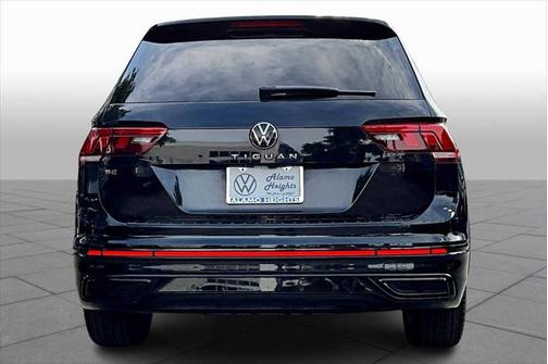 2023 Volkswagen Tiguan 2.0T SE R-Line Black