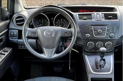 2015 Mazda Mazda5 Sport
