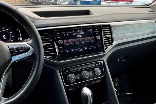 2022 Volkswagen Atlas Cross Sport 3.6L V6 SE w/Technology