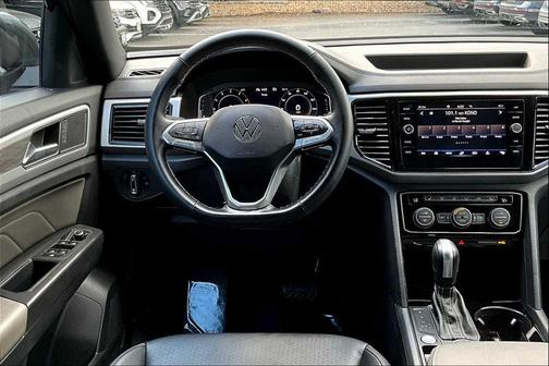 2022 Volkswagen Atlas Cross Sport 3.6L V6 SE w/Technology