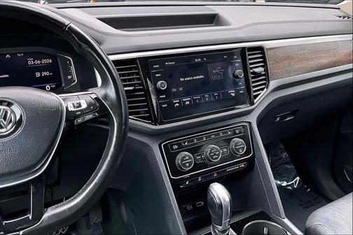 2019 Volkswagen Atlas 3.6L SEL Premium