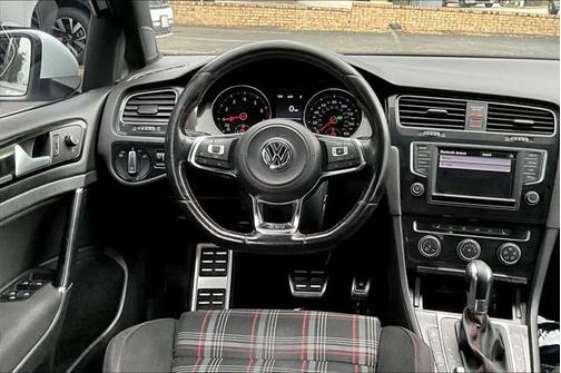 2016 Volkswagen Golf GTI 2.0T S 4-Door