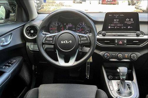 2023 Kia Forte LX