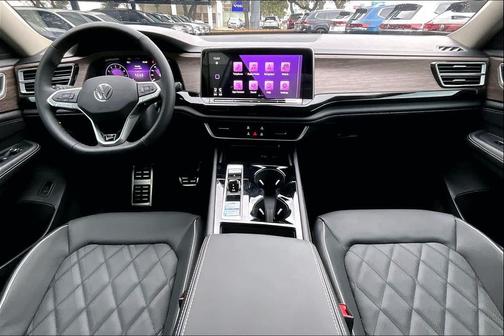 2026 Volkswagen Atlas 2.0T SEL Premium R-Line 4MOTION