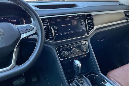 2023 Volkswagen Atlas 3.6L SE w/Technology