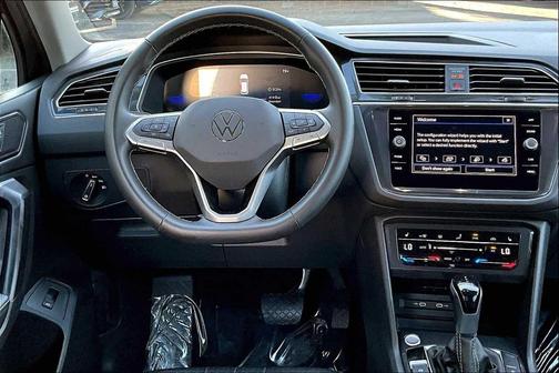 2024 Volkswagen Tiguan 2.0T SE 4MOTION