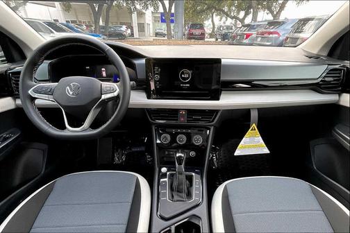 2025 Volkswagen Taos 1.5T S