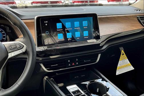 2026 Volkswagen Atlas 2.0T SE w/Technology 4MOTION