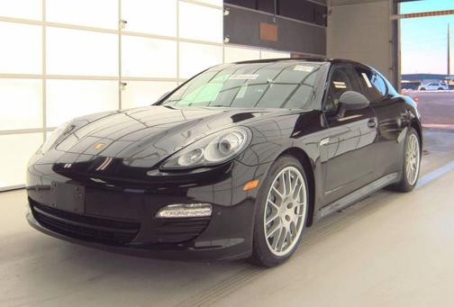 2011 Porsche Panamera 4