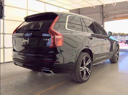 2019 Volvo XC90 T6 R-Design