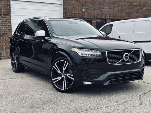 2019 Volvo XC90 T6 R-Design