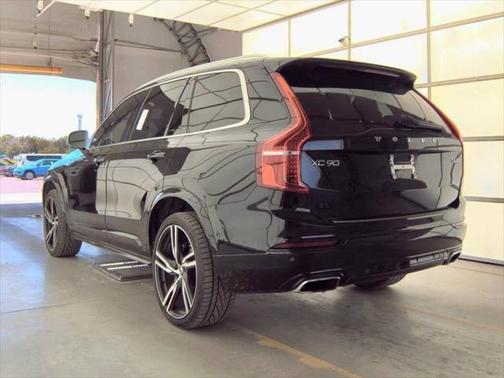 2019 Volvo XC90 T6 R-Design