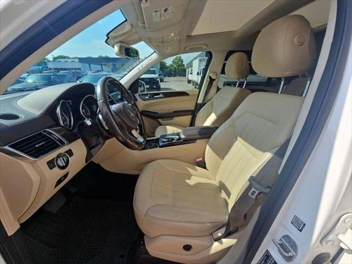 2017 Mercedes-Benz GLS 450 4MATIC
