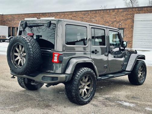 2016 Jeep Wrangler Unlimited Sahara