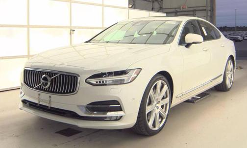 Crystal White Pearl 2017 Volvo S90 T6 Inscription
