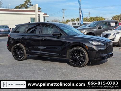 2023 Lincoln Corsair STANDARD