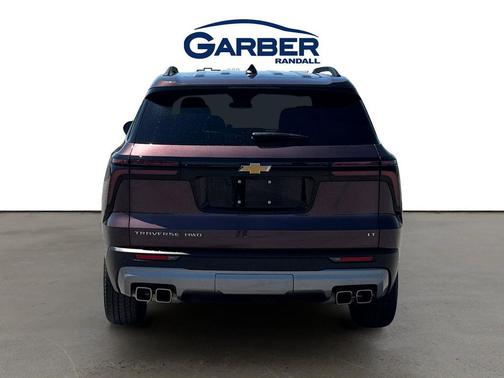 Stardust Metallic 2024 Chevrolet Traverse LT