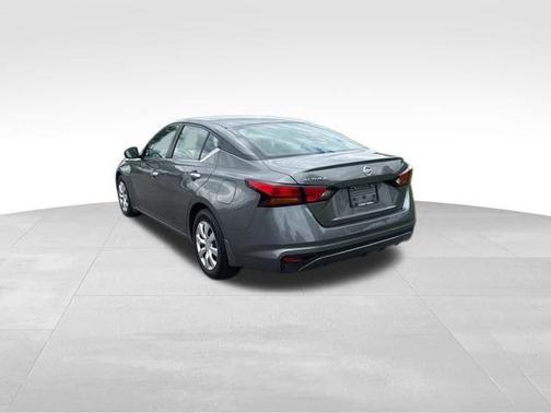 2022 Nissan Altima S FWD