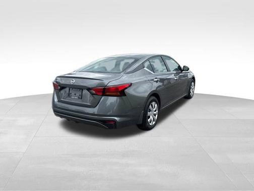 2022 Nissan Altima S FWD