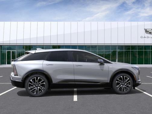 Argent Silver Metallic 2026 Cadillac OPTIQ Sport