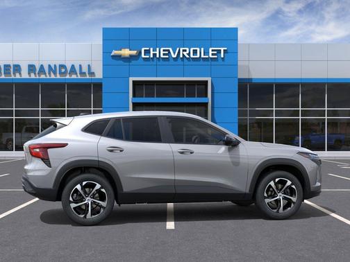 Sterling Gray Metallic 2026 Chevrolet Trax FWD 1RS